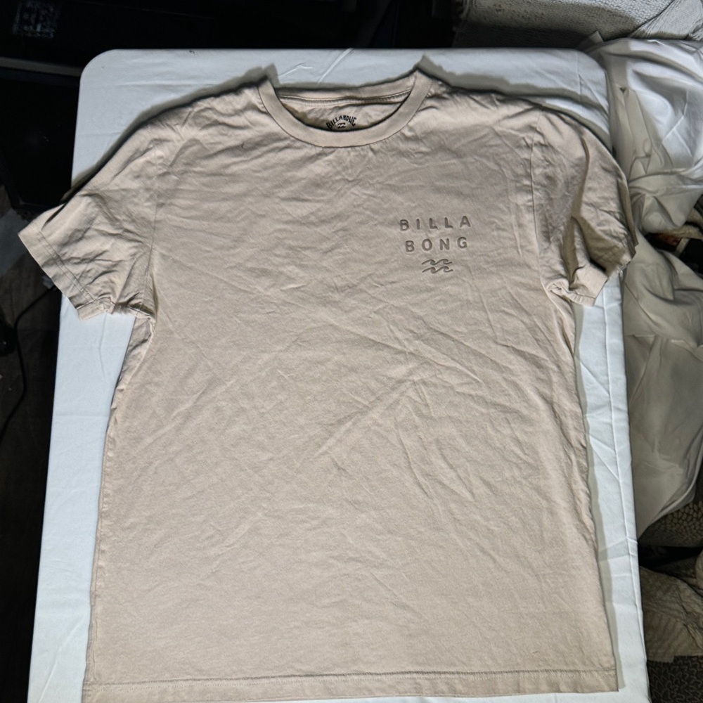 Billabong Men's Beige Short Sleeve Tee